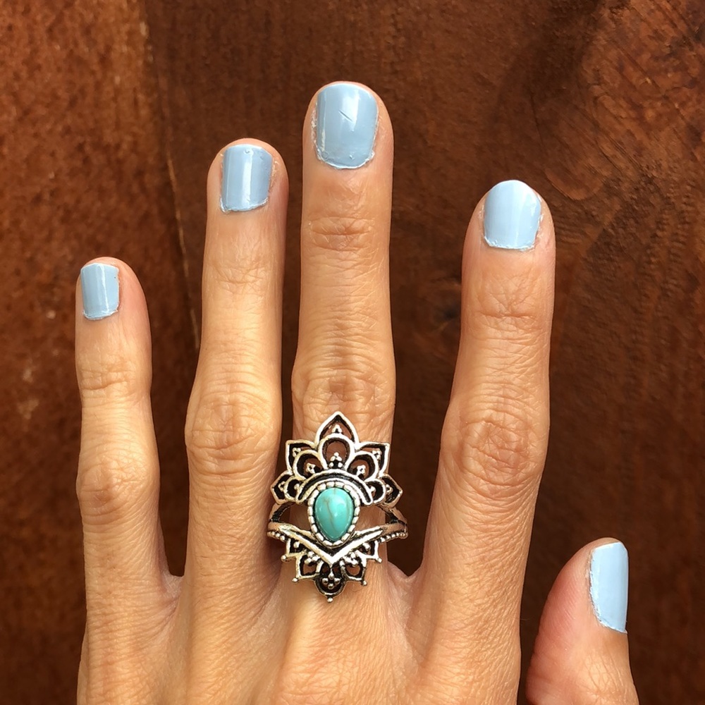 Gorgeous Turquoise Boho Statement Ring - image 6
